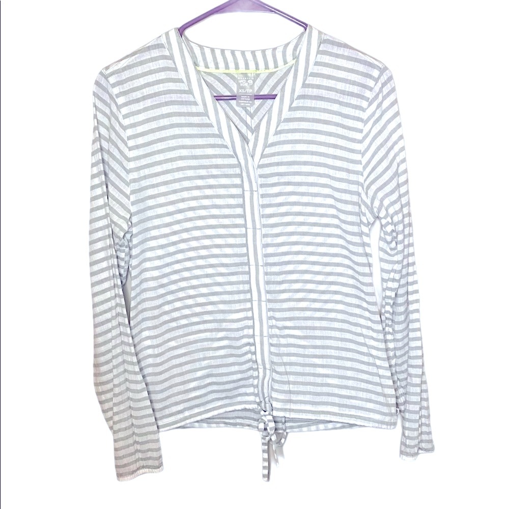 Mountain Hardwear Long sleeve V Neck Top